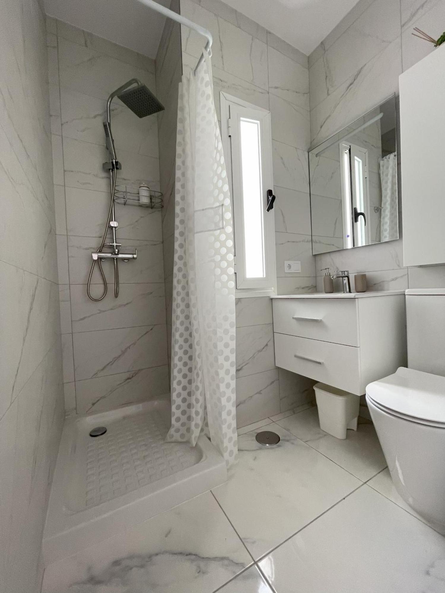 Newly Renovated Apartment With 2 Terrace, 2 Bedroom, 5Min Beach Puerto de Santiago  Exterior photo